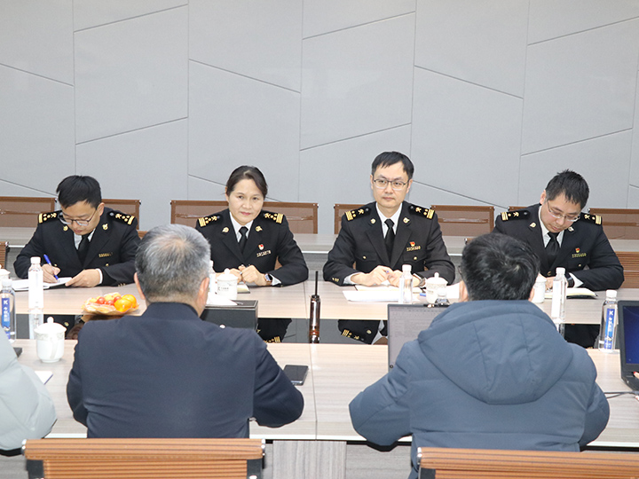常州海关武进办事处张爱芳主任一行4人到公司调研